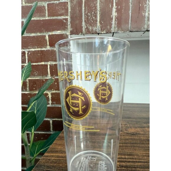 Hershey’s plastic tall cup - Picture 6 of 8